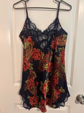 VTG Gold Label Victoria Secret Floral Satin Slip Dress Chemise Women’s Medium